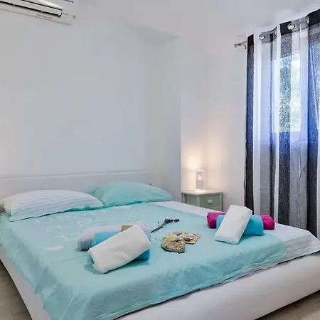 Stella Comfortable אומאג